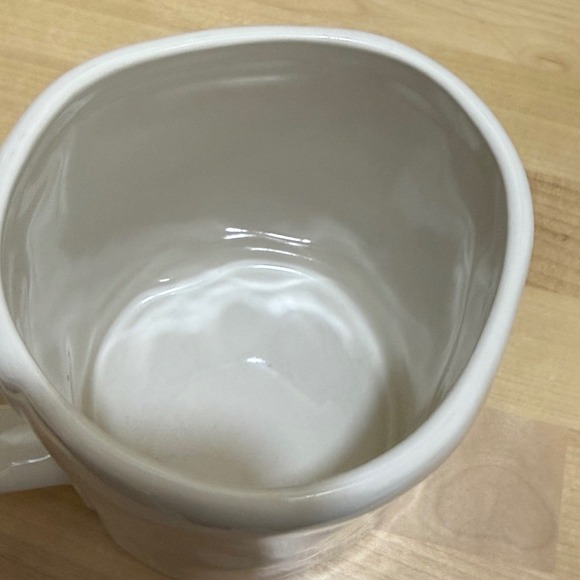 Rae Dunn BE KIND Farmhouse Cottagecore Minimalist White Ceramic Cup Mug - Picture 5 of 7